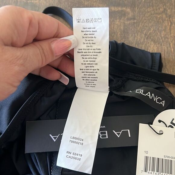 La Blanca Women's Island Goddess Rouched Body One Piece Swimsuit - Picture 12 of 14